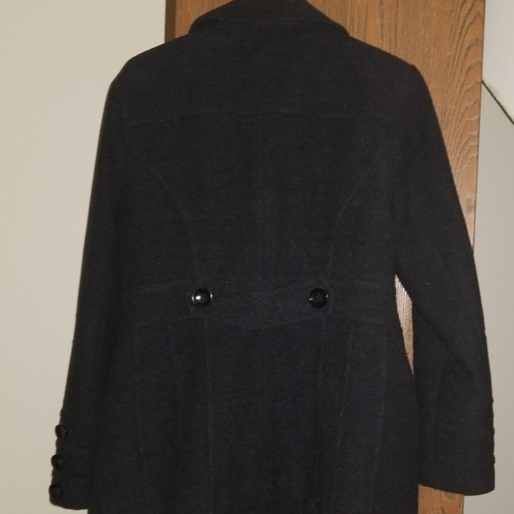 Coat - Picture 4 of 5
